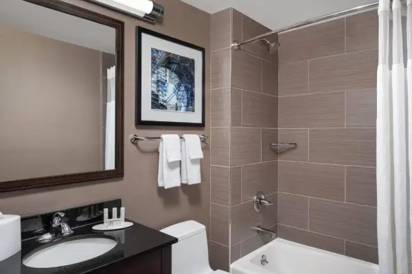 Fairfield Inn & Suites by Marriott New York Staten Island 7